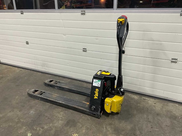 2023 yale mpc 15 elektrische palletwagen - afbeelding 4 van  4