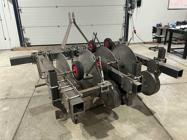 2023 zelfbouw aardappelruggen folielegger - afbeelding 1 van  7