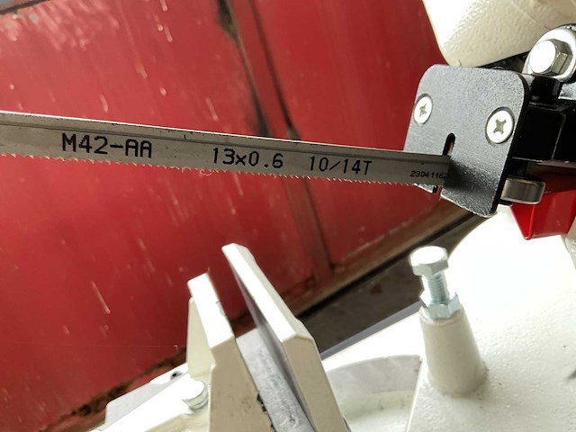 2024 - g5013w - bandzaagmachine - afbeelding 11 van  21