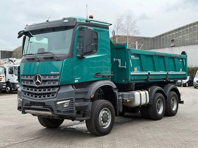 2024 - mercedes-benz - arocs 3351 - truck - afbeelding 9 van  27
