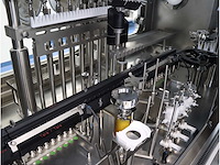 2024 - syntegon - high speed vial filling and capping line - afbeelding 11 van  43
