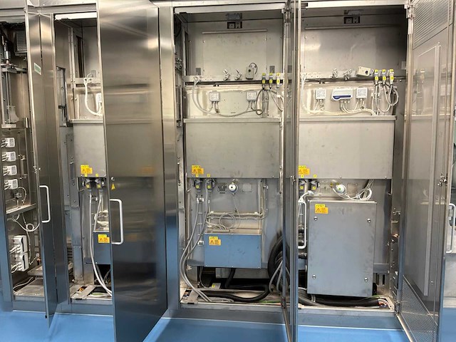 2024 - syntegon - high speed vial filling and capping line - afbeelding 3 van  88