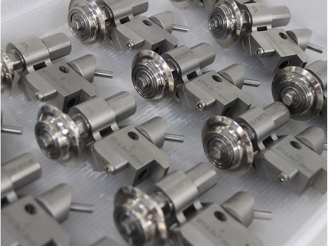 2024 - syntegon - high speed vial filling and capping line - afbeelding 73 van  88