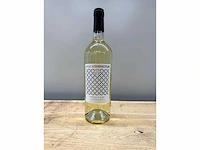 2024 - witte wijn (150x) - feteasca alba - relatiegeschenk - horeca - afbeelding 2 van  4
