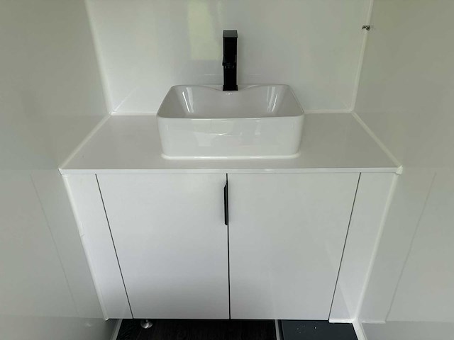 2024 2 pers. 3956x1986x2784 aanhangwagen / sanitairunit / toiletunit - afbeelding 21 van  31