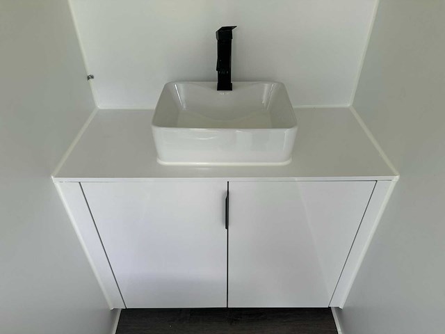 2024 2 pers. 3966x2000x2784 sanitairunit - afbeelding 2 van  20