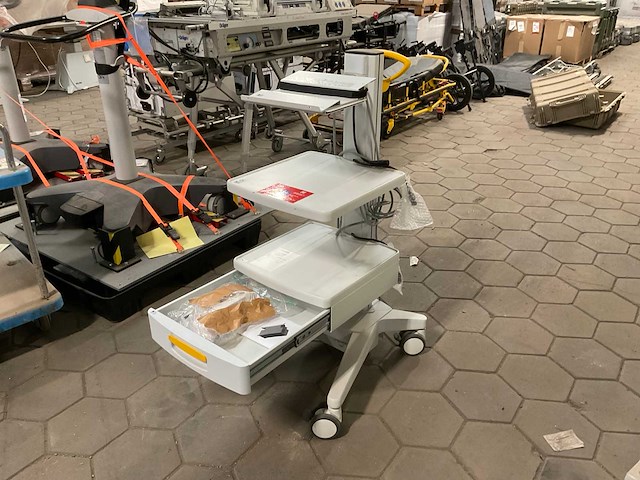 2024 30e hospital cart - afbeelding 2 van  6