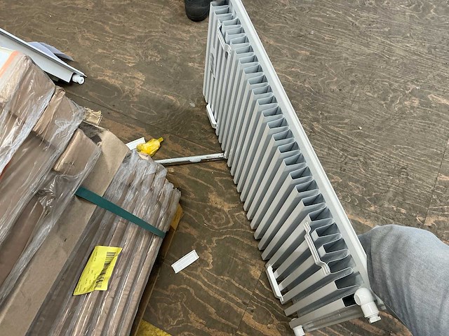 2024 4-connections naked 11 radiator 500x900mm (24x) - afbeelding 4 van  7