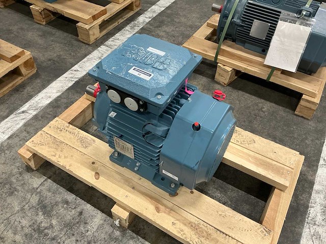 2024 abb m3bp 160mla elektromotor - afbeelding 1 van  4