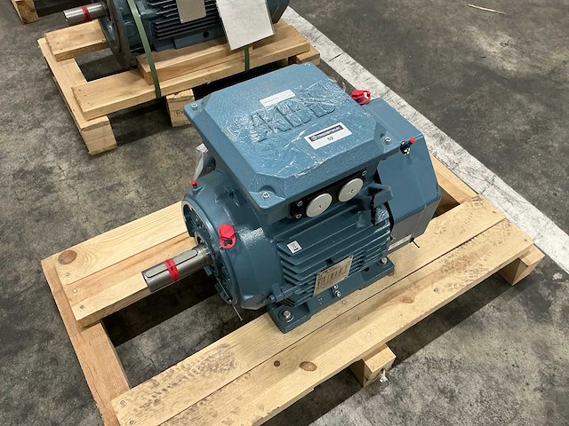 2024 abb m3bp 160mla elektromotor - afbeelding 2 van  4