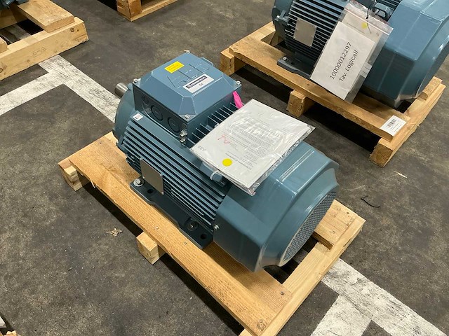 2024 abb m3bp 160mla elektromotor - afbeelding 1 van  4