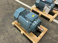 2024 abb m3bp 180mla 2 elektromotor - afbeelding 3 van  5