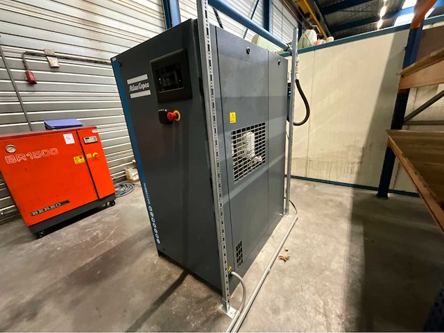 2024 atlas copco ga11vsds ff schroefcompressor met ingebouwde luchtdroger - afbeelding 12 van  17