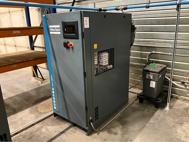 2024 atlas copco ga11vsds ff schroefcompressor met ingebouwde luchtdroger - afbeelding 1 van  16