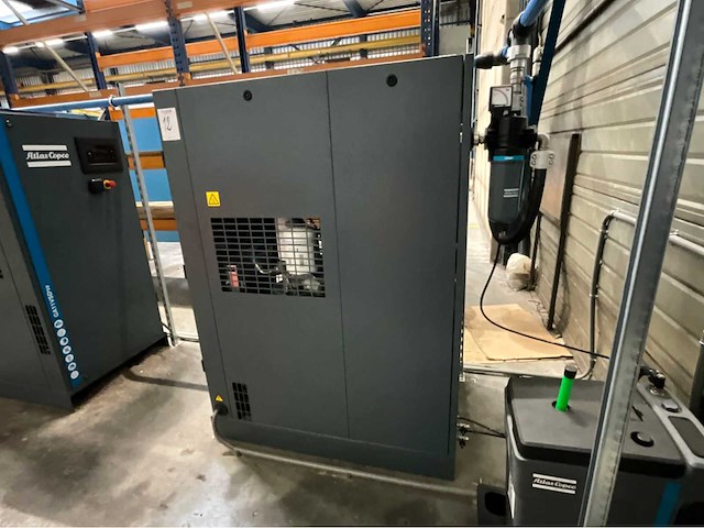 2024 atlas copco ga11vsds ff schroefcompressor met ingebouwde luchtdroger - afbeelding 9 van  16