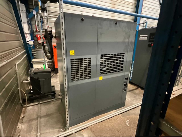 2024 atlas copco ga11vsds ff schroefcompressor met ingebouwde luchtdroger - afbeelding 11 van  16