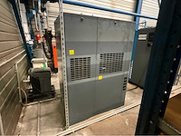 2024 atlas copco ga11vsds ff schroefcompressor met ingebouwde luchtdroger - afbeelding 11 van  16
