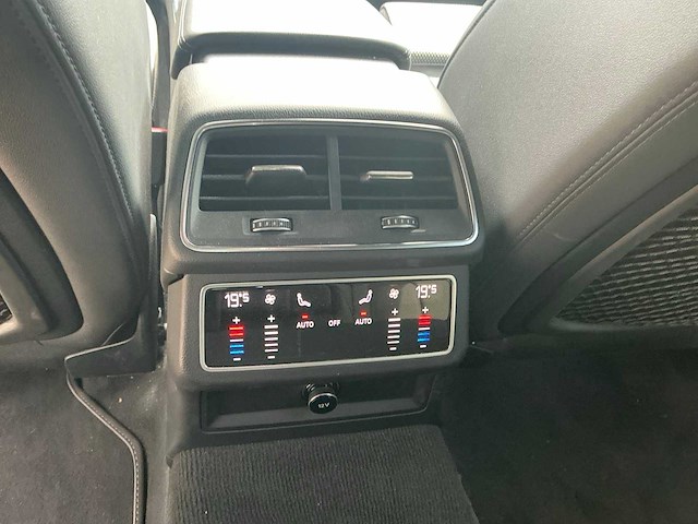 2024 audi a6 limousine 40 tfsi s-line mild hybrid personenauto - afbeelding 17 van  50