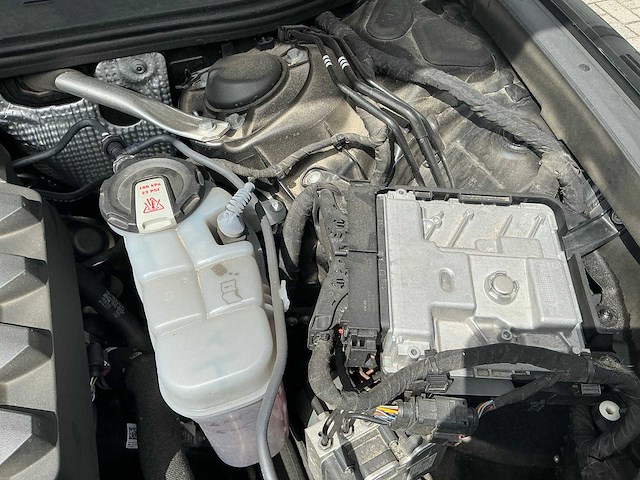 2024 audi a6 limousine 40 tfsi s-line mild hybrid personenauto - afbeelding 38 van  50