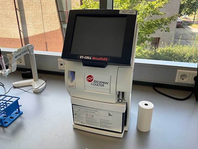 2024 beckman coulter vi-cell metaflex bioanalyte analyzer - afbeelding 1 van  11