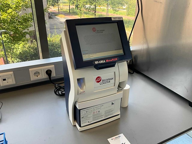 2024 beckman coulter vi-cell metaflex bioanalyte analyzer - afbeelding 7 van  11