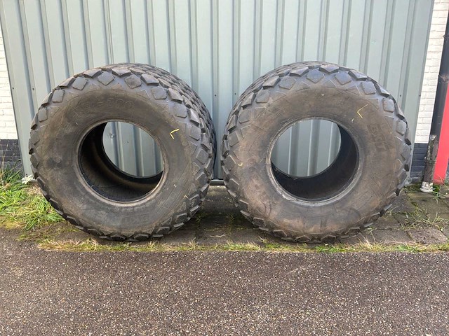 2024 bkt tr-390 set a 2 stuks band - afbeelding 4 van  10
