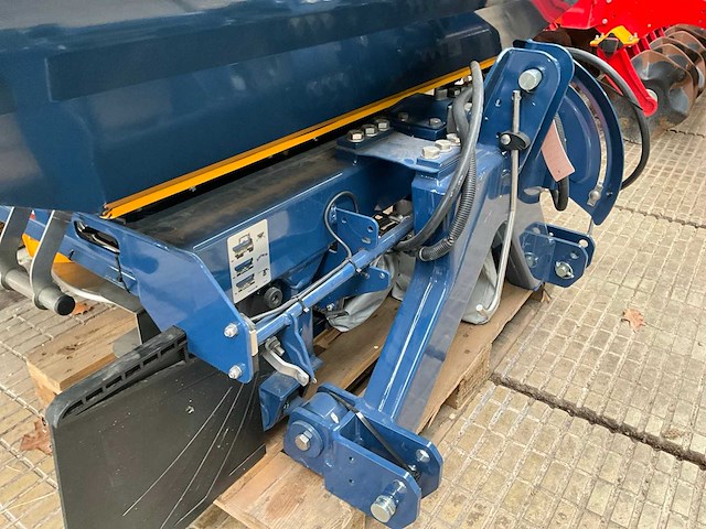 2024 bogballe l15w i kunstmeststrooier - afbeelding 17 van  18