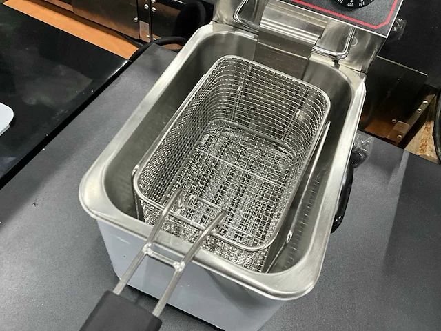 2024 caterchef 688005 friteuse - afbeelding 3 van  8
