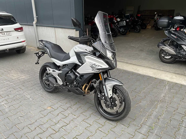 2024 cf moto - 700 mt - motorcycle - afbeelding 11 van  11