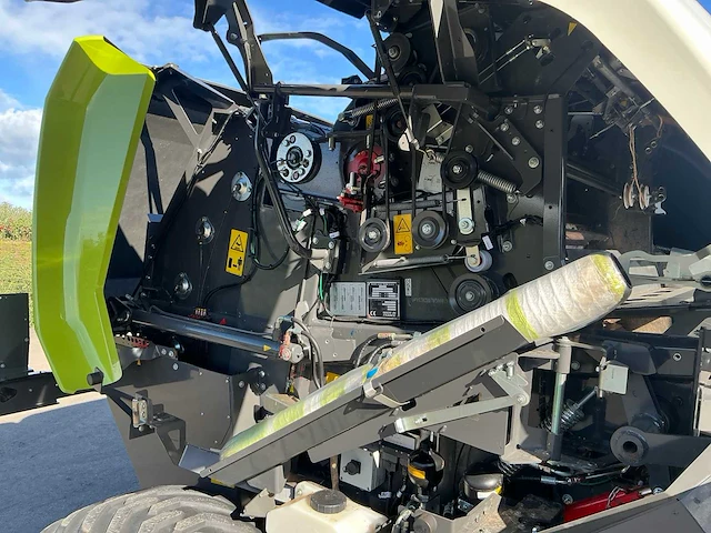 2024 claas rollant 540rf ronden balenpers - afbeelding 13 van  23