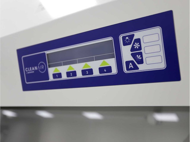 2024 clean air door baker biovanguard 5 laminaire stroomkast - afbeelding 5 van  7