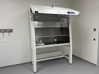 2024 clean air door baker biovanguard 5 laminaire stroomkast - afbeelding 2 van  4