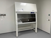 2024 clean air door baker biovanguard 5 laminaire stroomkast