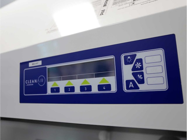 2024 clean air door baker biovanguard 6 laminaire flow cabinet - afbeelding 5 van  7