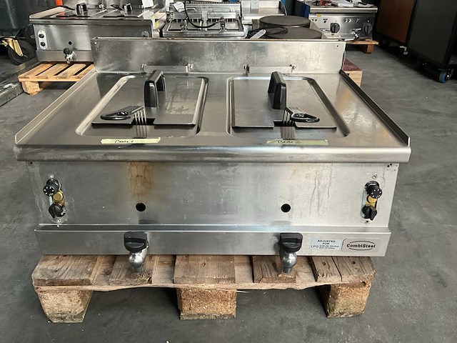 2024 combisteel fryer gas g6f200g-csl dubbele gasfriteuse - afbeelding 3 van  10