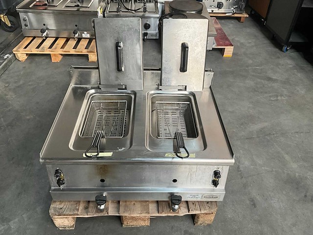 2024 combisteel fryer gas g6f200g-csl dubbele gasfriteuse - afbeelding 7 van  10