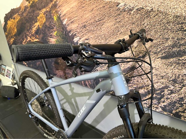 2024 cube reaction slx hardtail mountainbike - l - afbeelding 10 van  14