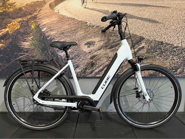 2024 cube supreme hybrid exc 625 elektrische damesfiets - 54cm - afbeelding 1 van  16