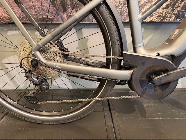 2024 cube touring hybrid pro 625 elektrische damesfiets - 54cm - afbeelding 3 van  18