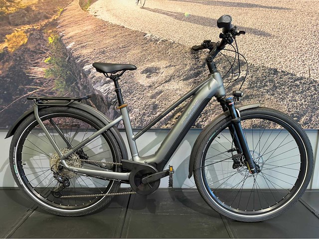 2024 cube touring hybrid pro 625 elektrische damesfiets - 54cm - afbeelding 16 van  18