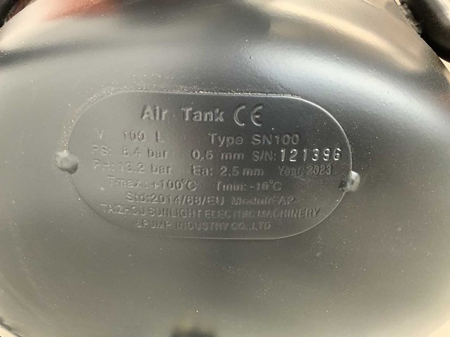 2024 daewoo daax100l luchtcompressor 100l - afbeelding 7 van  15