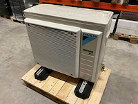 2024 daikin erga06eav3h buiten-unit - afbeelding 1 van  5