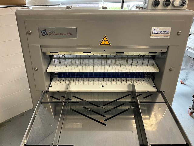 2024 daub d/cross slicer 208 broodsnijmachine - afbeelding 9 van  11