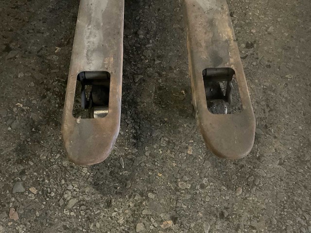 2024 delta pt.0.st.2500 hand hydraulische palletwagen - afbeelding 13 van  13