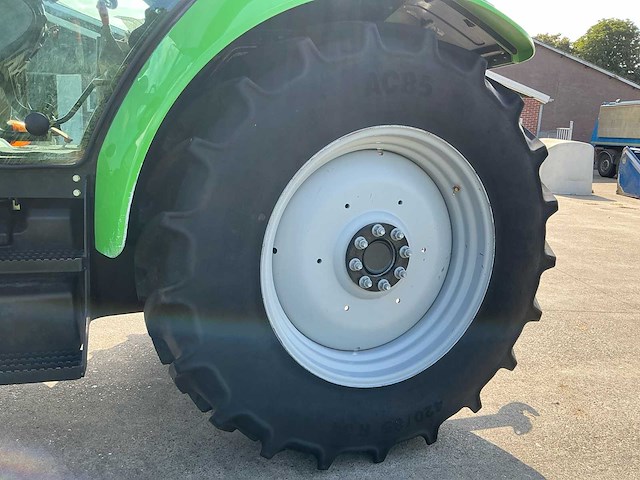 2024 deutz-fahr 5115 vierwielaangedreven landbouwtractor - afbeelding 14 van  45