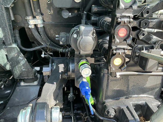 2024 deutz-fahr 5115 vierwielaangedreven landbouwtractor - afbeelding 20 van  45