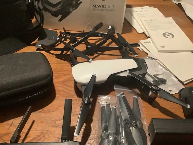 2024 dji mavic air fly more combo arctic white drone - afbeelding 3 van  9