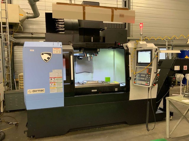 2024 dormac dnm 5700 cnc verticaal bewerkingscentrum - afbeelding 1 van  31