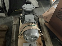 2024 edur nubs 700 pomp nieuw - afbeelding 5 van  12