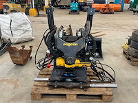 2024 engcon ec219s ss930 draaikantelstuk “cw30” - afbeelding 9 van  13